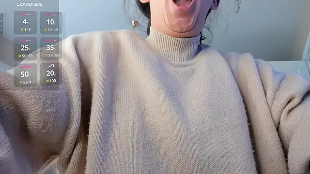 Snapshot of miss_shine chatting on 9, 12, 2024 miss shine online show from 9, 12, 2024