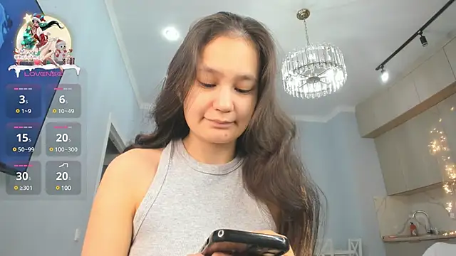 Snapshot of miss_shine chatting on 30, 12, 2024 miss shine online show from 30, 12, 2024