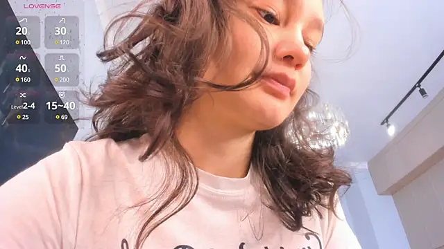 Snapshot of miss_shine chatting on 27, 2, 2025 miss shine online show from 27, 2, 2025