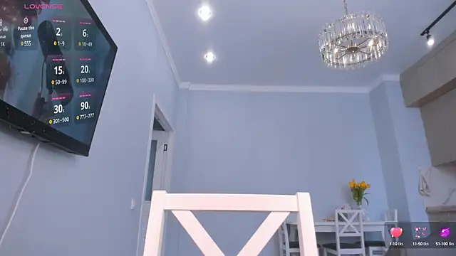 Snapshot of miss_shine chatting on 13, 3, 2025 miss shine online show from 13, 3, 2025