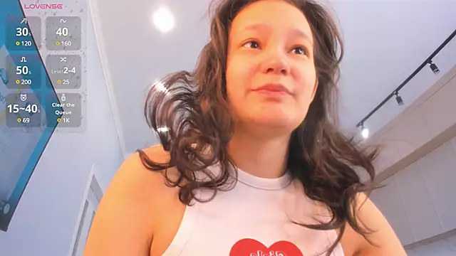 Snapshot of miss_shine chatting on 23, 3, 2025 miss shine online show from 23, 3, 2025