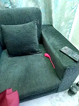 Cute Kritika online show from 8, 10, 2025