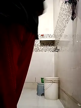 Snapshot of illay_love chatting on 7, 7, 2026 illay love online show from 7, 7, 2026