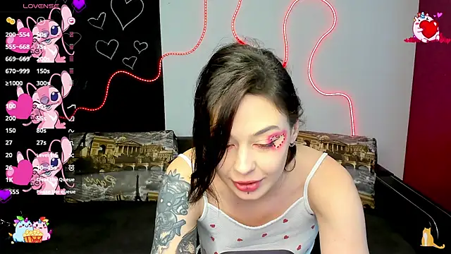 Snapshot of NataliMillers chatting on 14, 2, 2025 NataliMillers online show from 14, 2, 2025