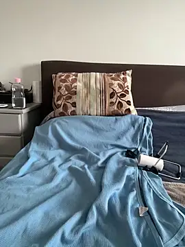 maturemale2024 online show from 9, 4, 2026