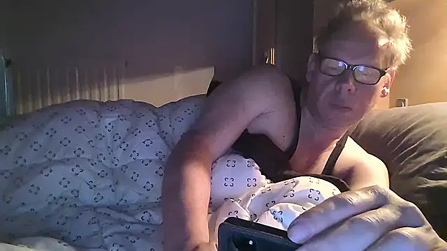 Snapshot of kinkyslet8 chatting on 26, 3, 2026 kinkyslet8 online show from 26, 3, 2026