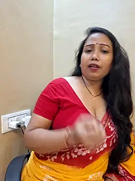 Snapshot of DREAM_GIRL-30 chatting on 7, 7, 2026 DREAM GIRL-30 online show from 7, 7, 2026