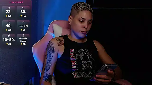 Charlee pink online show from 10, 12, 2024