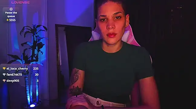 Charlee pink online show from 22, 12, 2024