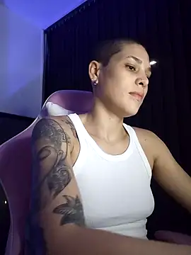 Charlee pink online show from 29, 12, 2024