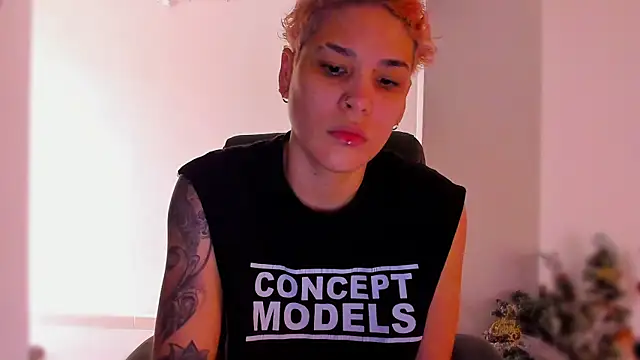 Charlee pink online show from 22, 12, 2025