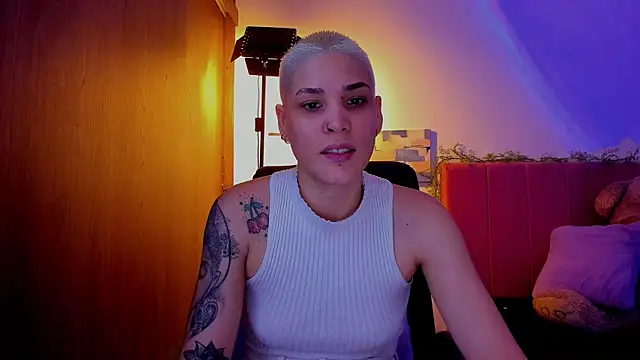 Charlee pink online show from 15, 4, 2026