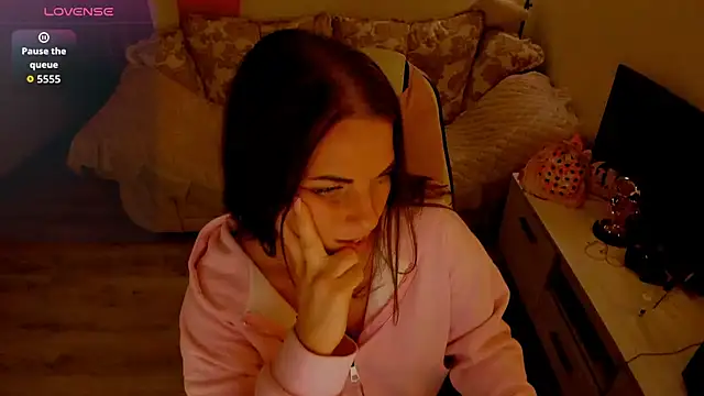 masha19981 online show from 8, 11, 2025