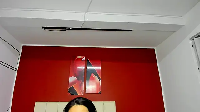 Abrillee1 online show from 21, 2, 2025