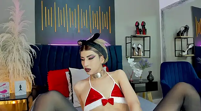 BrianaSchafer online show from 24, 12, 2024