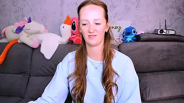 Snapshot of DreameSoul chatting on 17, 9, 2025 DreameSoul online show from 17, 9, 2025