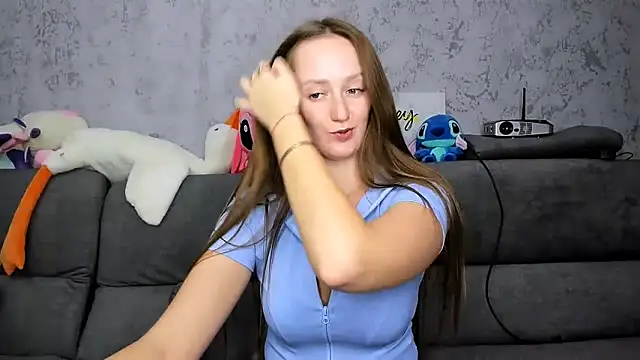 Snapshot of DreameSoul chatting on 16, 11, 2025 DreameSoul online show from 16, 11, 2025