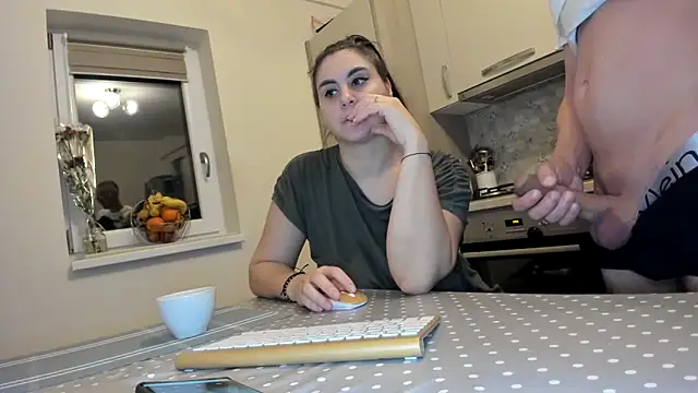 cuplu29 online show from 6, 3, 2026