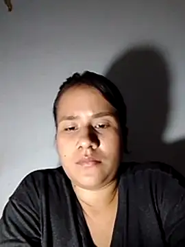 Snapshot of sol_miluna chatting on 25, 6, 2026 sol miluna online show from 25, 6, 2026