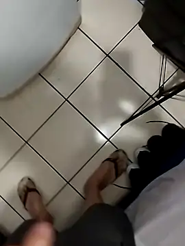 Snapshot of Tripisv chatting on 5, 1, 2025 Tripisv online show from 5, 1, 2025