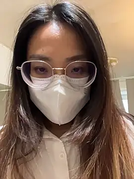 yourbootygirl online show from 2, 11, 2025