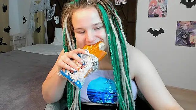 GloriaHylivi online show from 21, 12, 2024