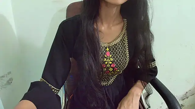 Snapshot of Srabontii chatting on 9, 3, 2025 Srabontii online show from 9, 3, 2025