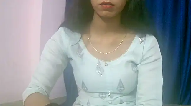 Snapshot of Cute_Sanna chatting on 7, 1, 2025 Cute Sanna online show from 7, 1, 2025