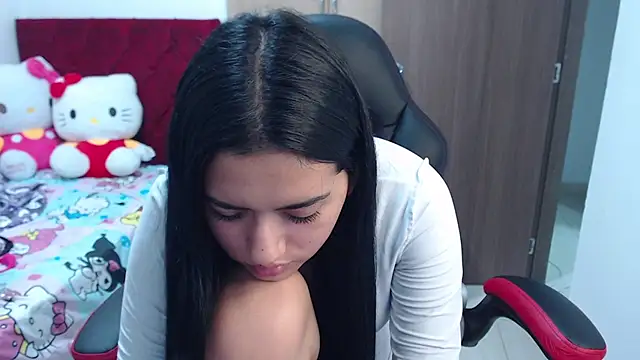 kayla k18 online show from 3, 2, 2026