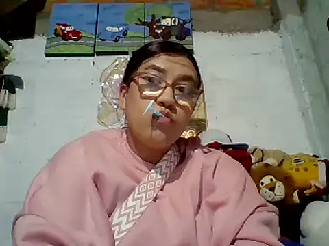 dafne19  online show from 5, 1, 2025