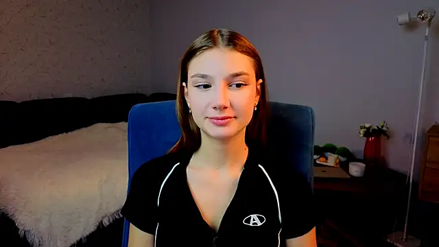 AnaHoney online show from 4, 2, 2026