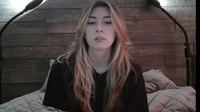 ErikaShyy online show from 20, 2, 2025