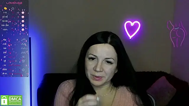 Snapshot of Alika_lorens_talk chatting on 5, 3, 2025 Alika lorens talk online show from 5, 3, 2025