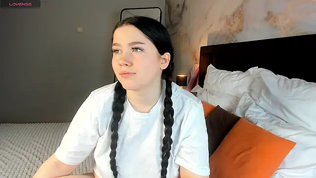 Snapshot of MaryAriel chatting on 13, 3, 2025 MaryAriel online show from 13, 3, 2025