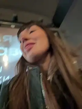 Sophie Avory online show from 13, 11, 2025