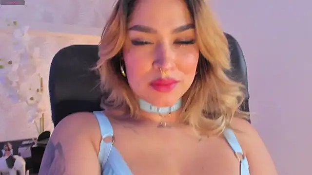 CyntiaAdams online show from 30, 1, 2025