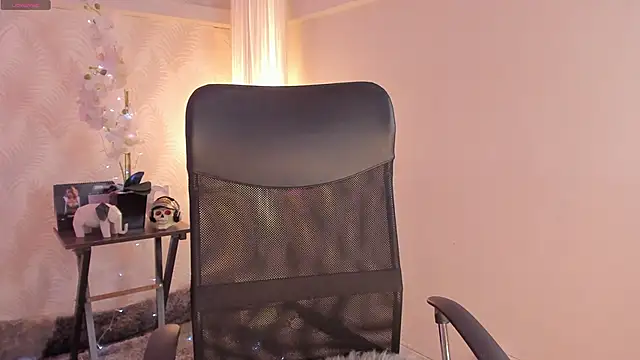 CyntiaAdams online show from 7, 2, 2025