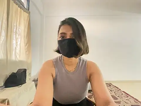 MaYaa  11 online show from 2, 1, 2025