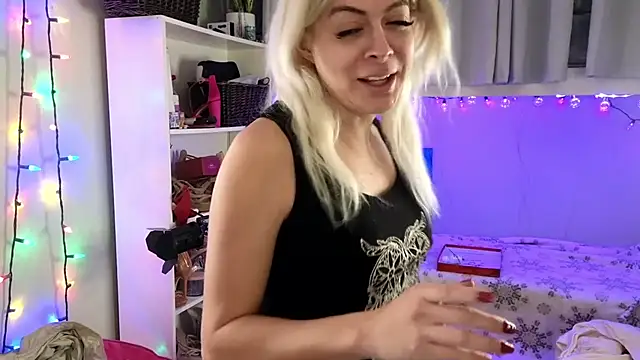 cunty tranny lydia online show from 7, 1, 2025