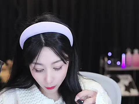 Nuyoah-77 online show from 13, 1, 2026