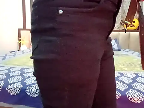 GoldnessAishu online show from 19, 1, 2025