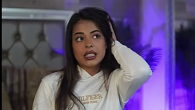 KeylaConner online show from 14, 10, 2025