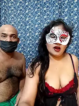 Snapshot of Maya8175 chatting on 9, 3, 2025 Maya8175 online show from 9, 3, 2025