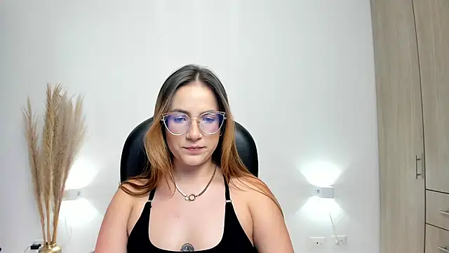 RyliieHunter online show from 3, 1, 2025