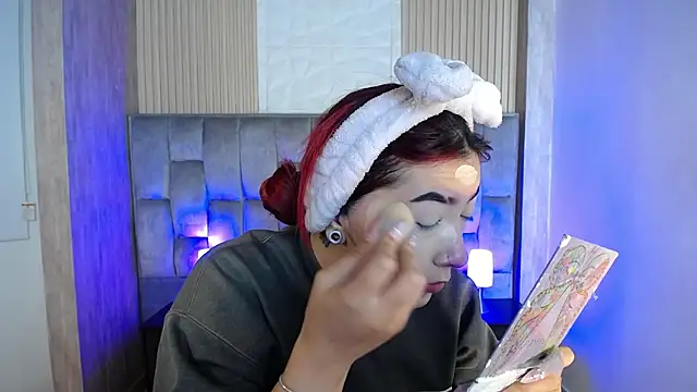 Snapshot of Mia_Rinn chatting on 26, 9, 2025 Mia Rinn online show from 26, 9, 2025