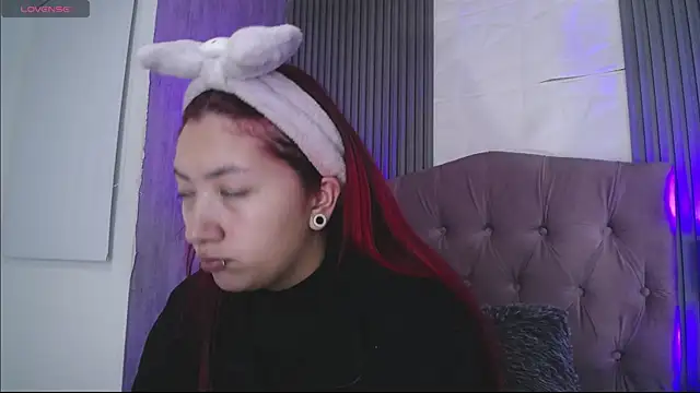 Mia Rinn online show from 3, 12, 2025