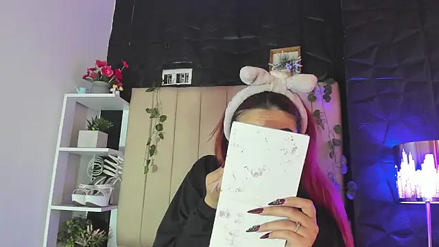 Mia Rinn online show from 4, 2, 2026