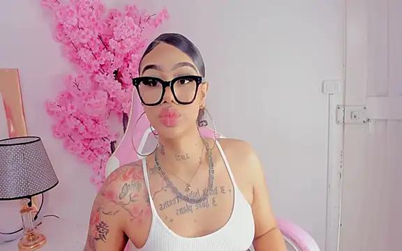 Snapshot of Mia_Jansen chatting on 16, 1, 2025 Mia Jansen online show from 16, 1, 2025