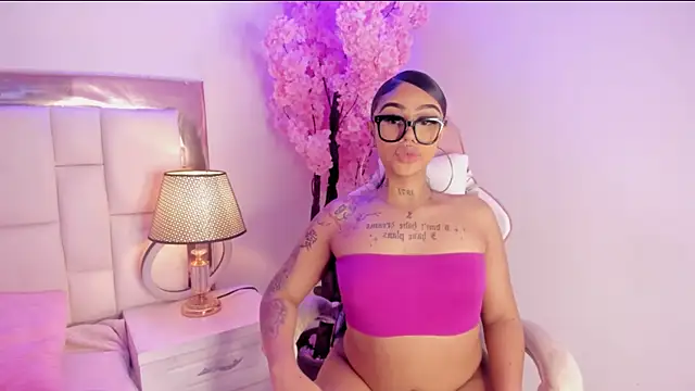 Snapshot of Mia_Jansen chatting on 13, 2, 2025 Mia Jansen online show from 13, 2, 2025