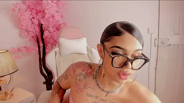 Snapshot of Mia_Jansen chatting on 16, 2, 2025 Mia Jansen online show from 16, 2, 2025